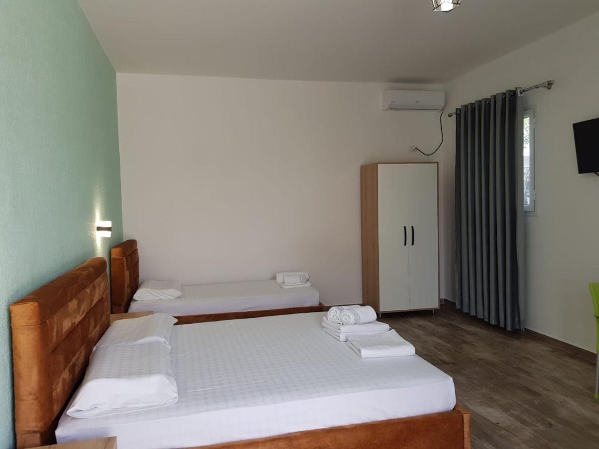 Gray&Oli Studios Vlorë Esterno foto