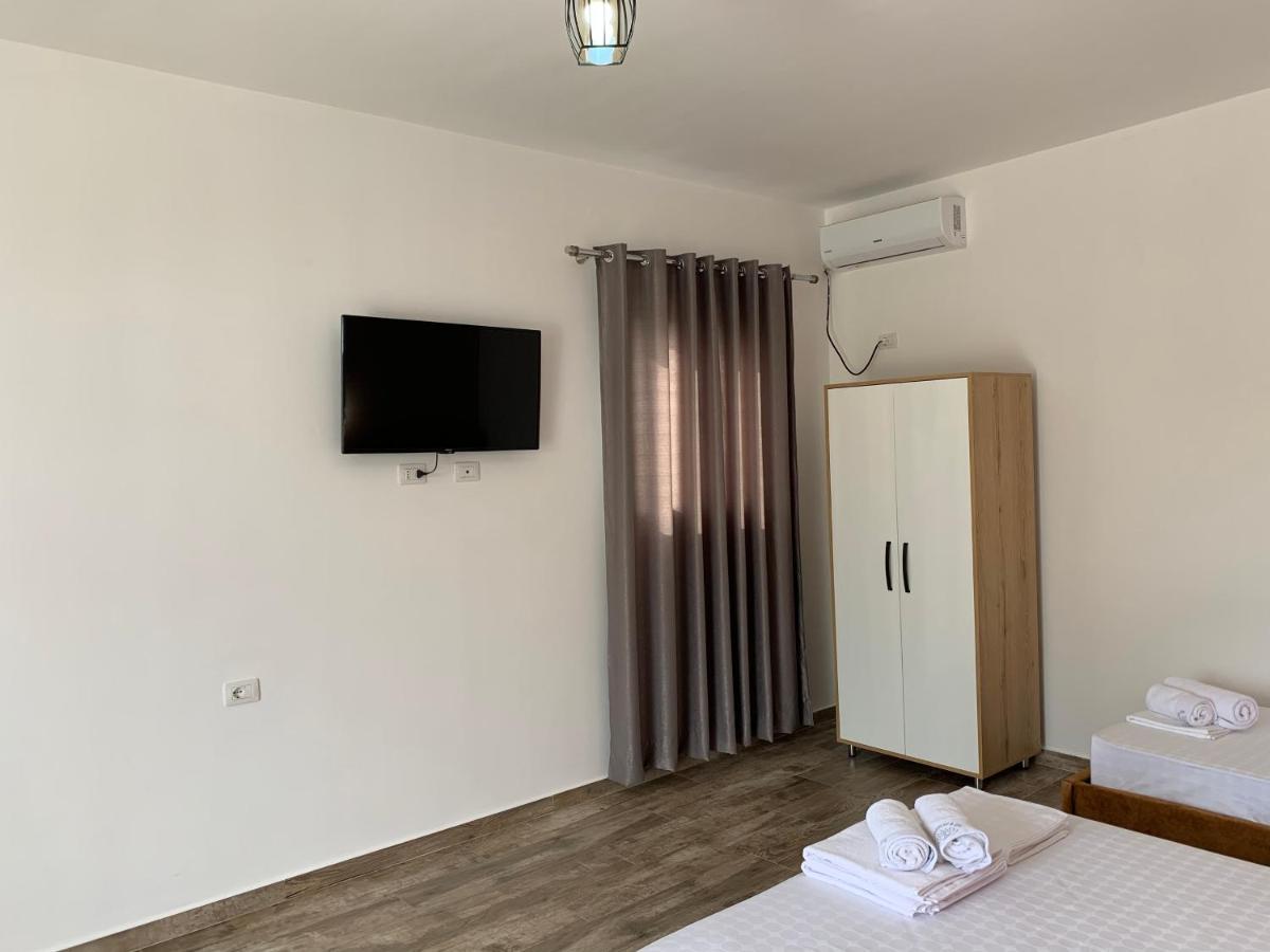 Gray&Oli Studios Vlorë Esterno foto