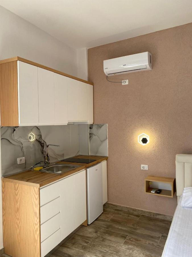 Gray&Oli Studios Vlorë Esterno foto