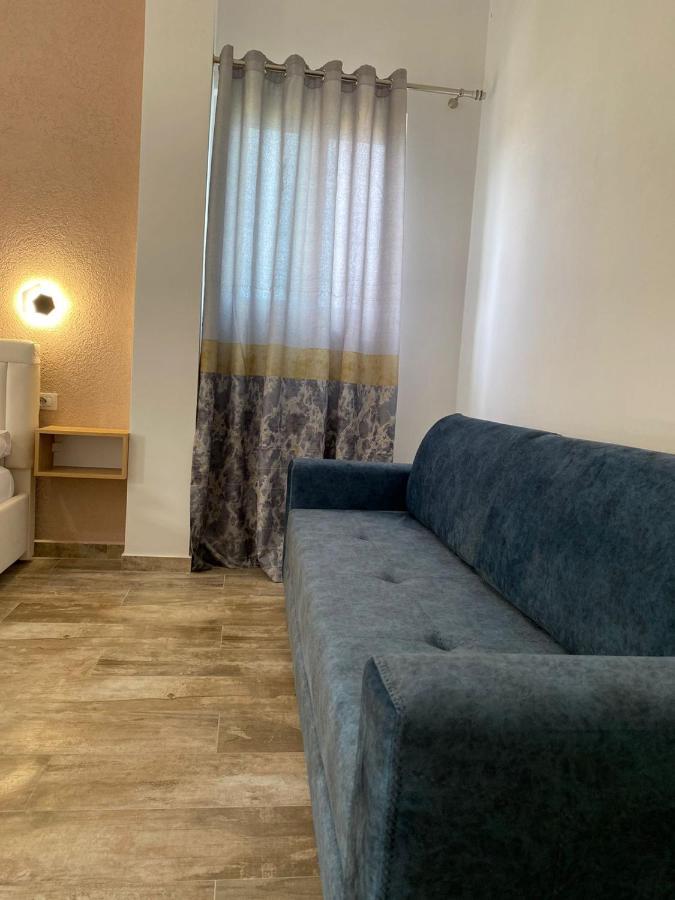 Gray&Oli Studios Vlorë Esterno foto