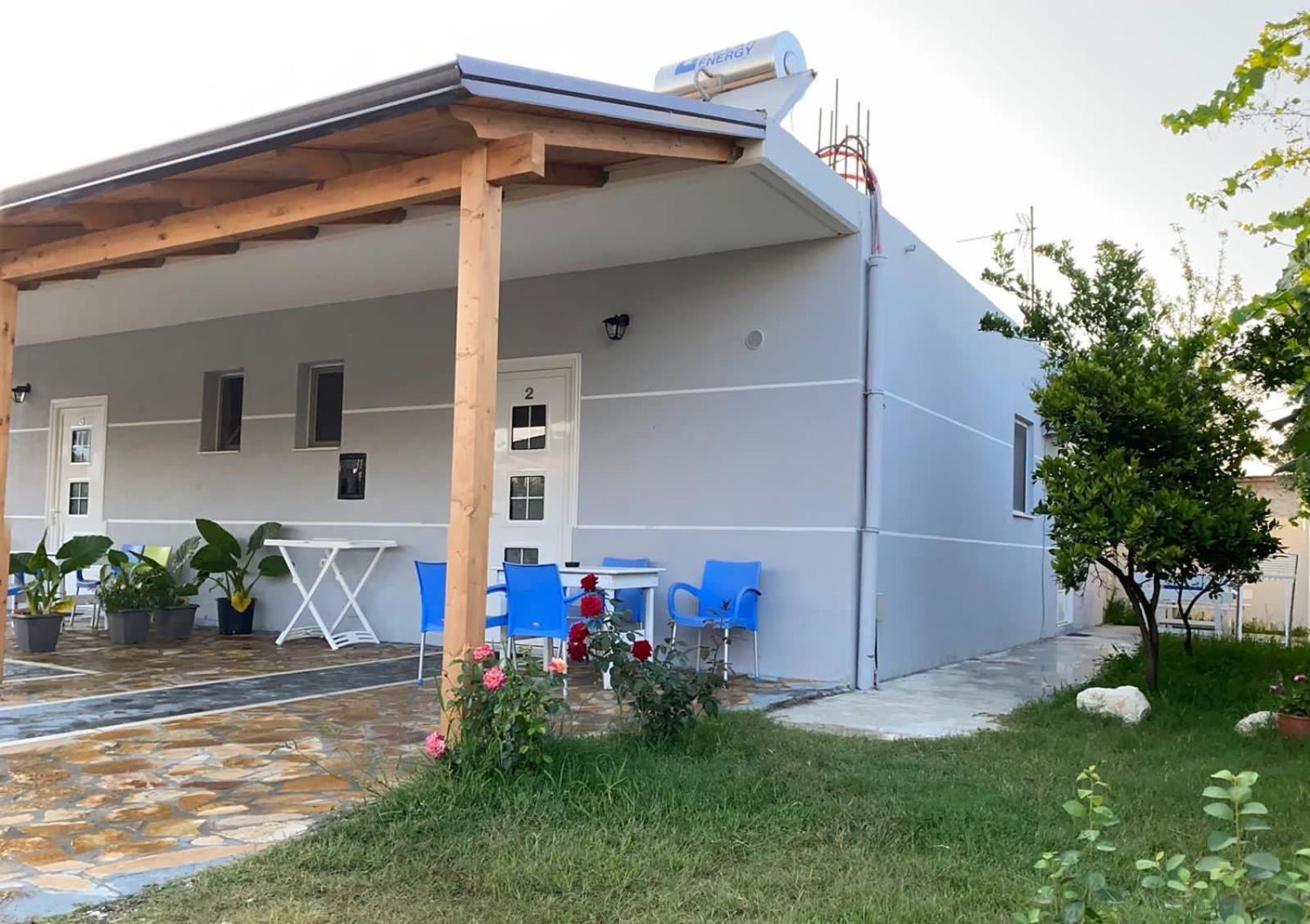 Gray&Oli Studios Vlorë Esterno foto