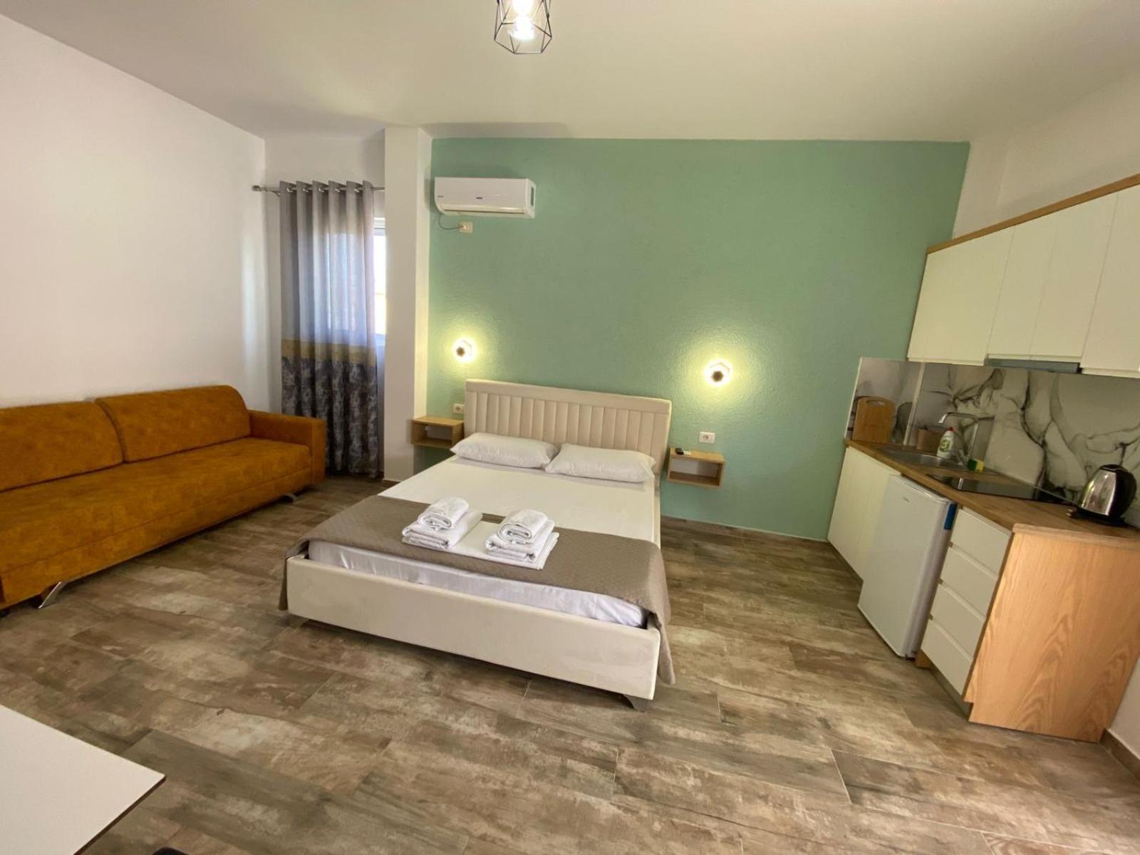 Gray&Oli Studios Vlorë Esterno foto